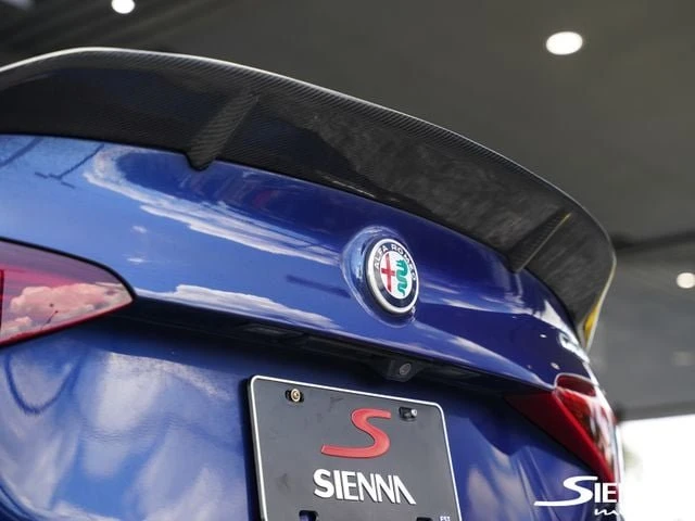 2017 Alfa Romeo Giulia - Image 17 of 20