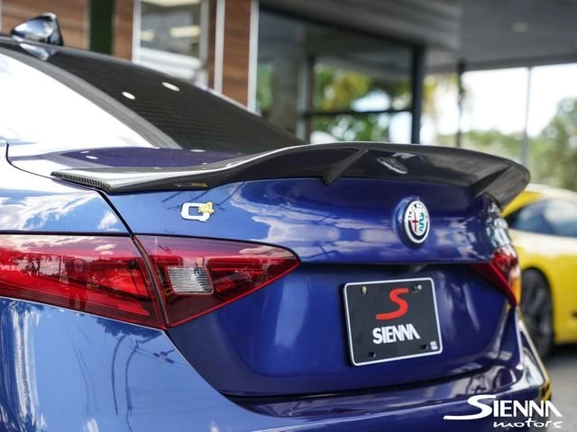2017 Alfa Romeo Giulia - Image 16 of 20