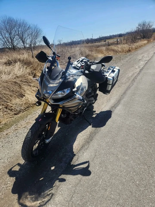 2017 Aprilia - Image 6 of 8