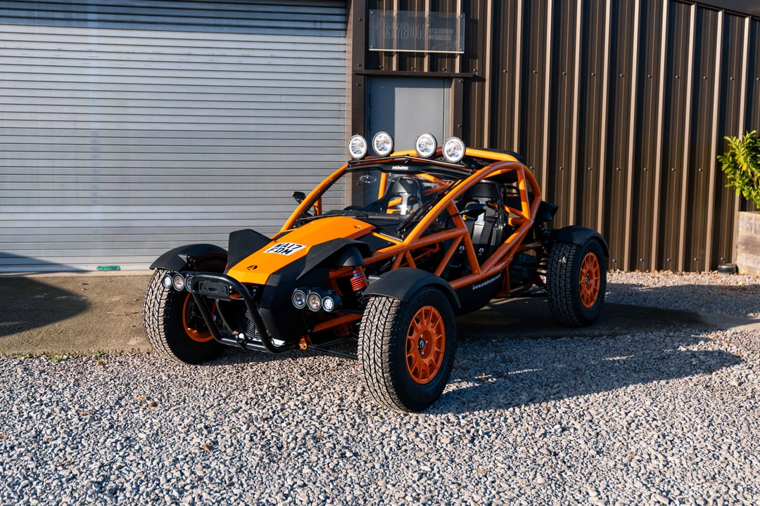 2017 Ariel - Image 3 of 31