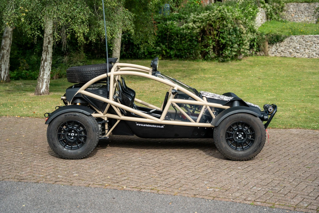 2017 Ariel - Image 4 of 31