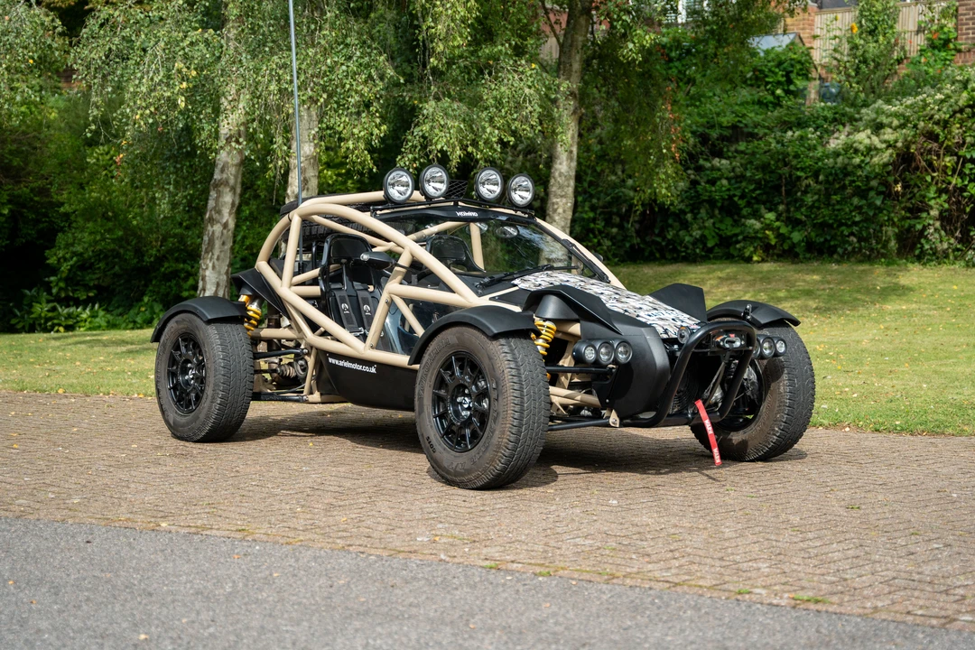 2017 Ariel - Image 3 of 31