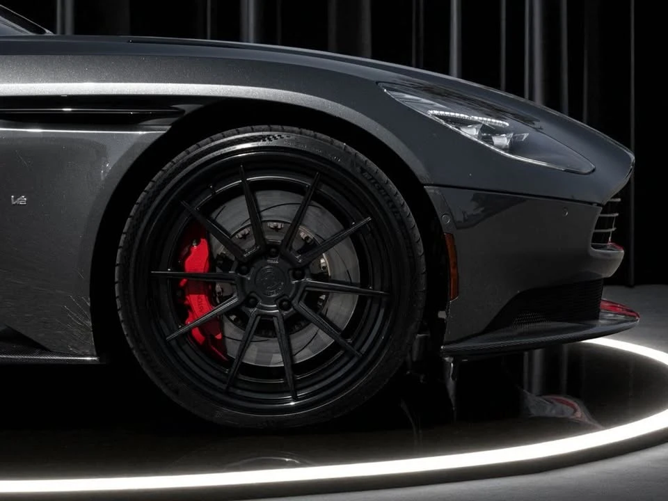 2017 Aston Martin DB11 - Image 9 of 19