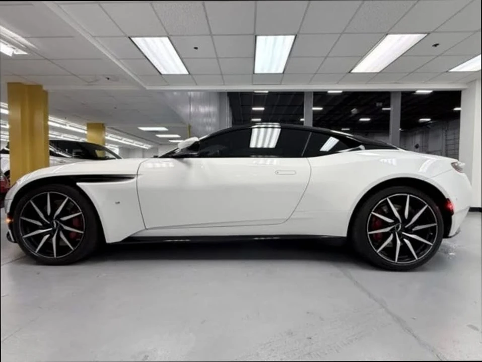 2017 Aston Martin DB11 - Image 3 of 14