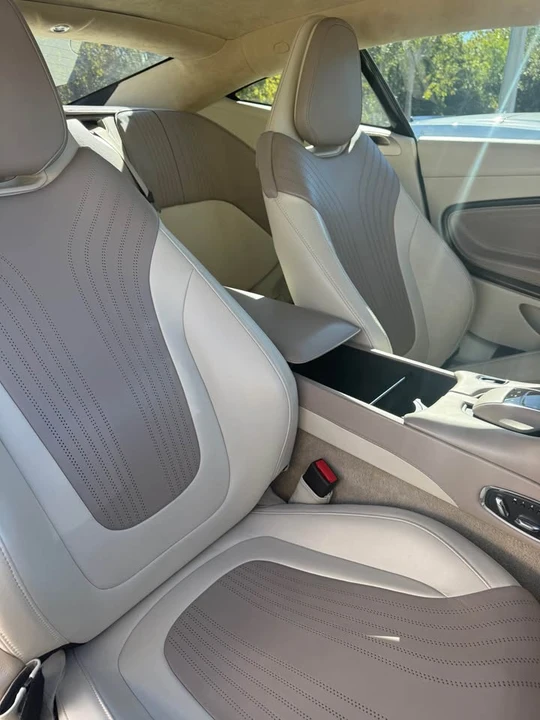 2017 Aston Martin DB11 - Image 6 of 10