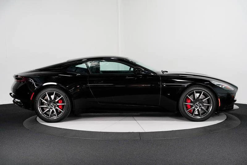 2017 Aston Martin DB11 - Image 5 of 20