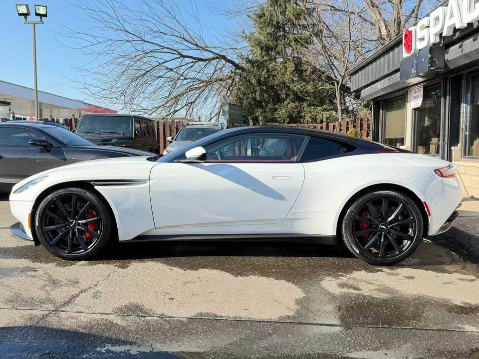2017 Aston Martin DB11 - Image 6 of 9