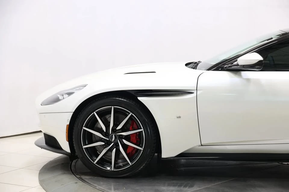 2017 Aston Martin DB11 - Image 10 of 20