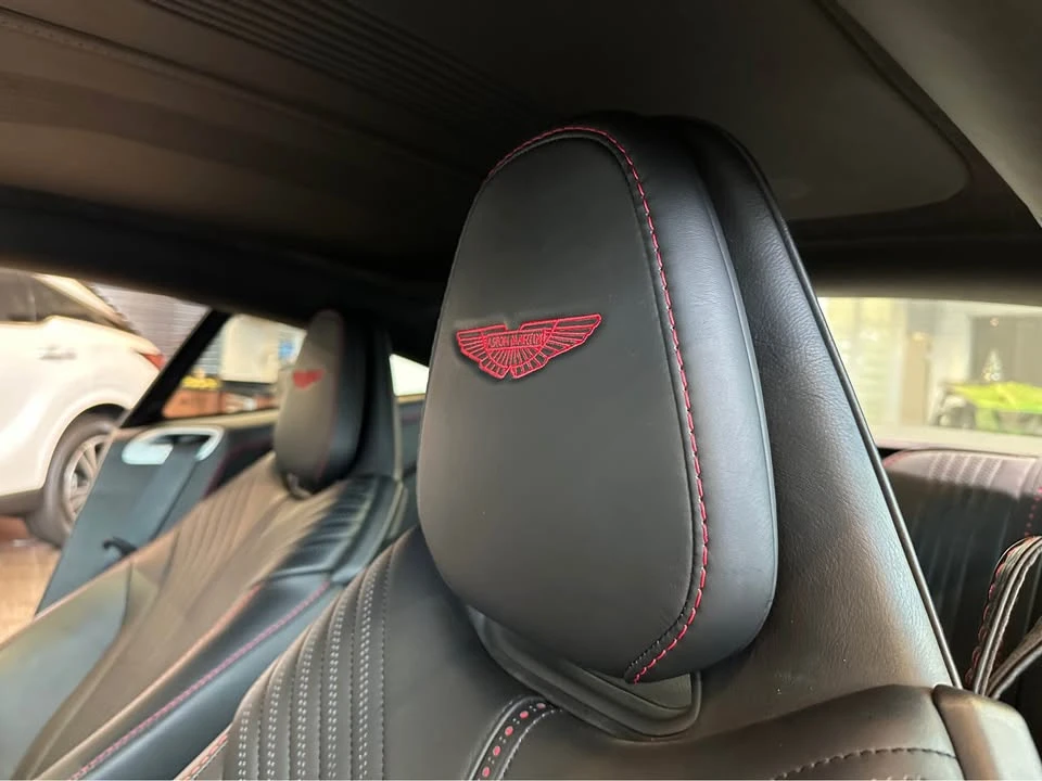 2017 Aston Martin DB11 - Image 4 of 9