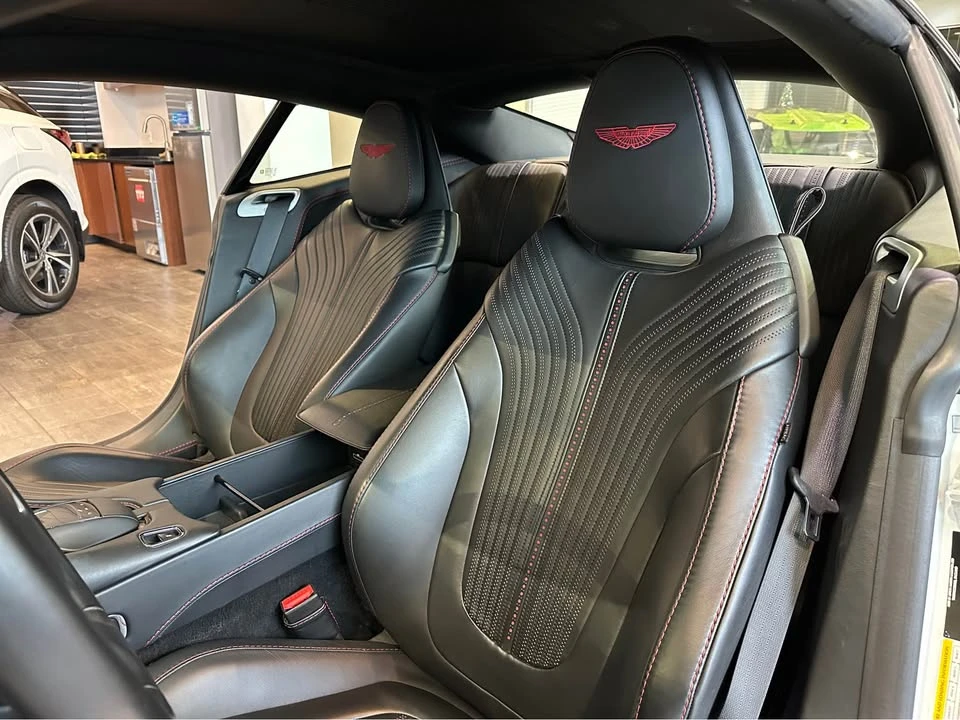 2017 Aston Martin DB11 - Image 5 of 9