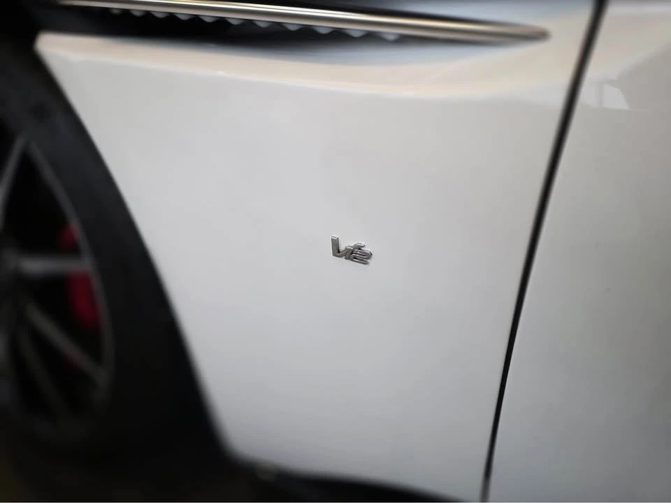 2017 Aston Martin DB11 - Image 8 of 20