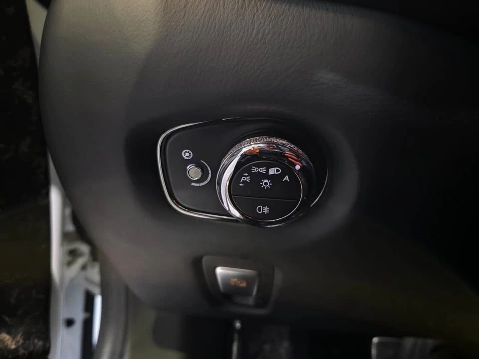 2017 Aston Martin DB11 - Image 19 of 20