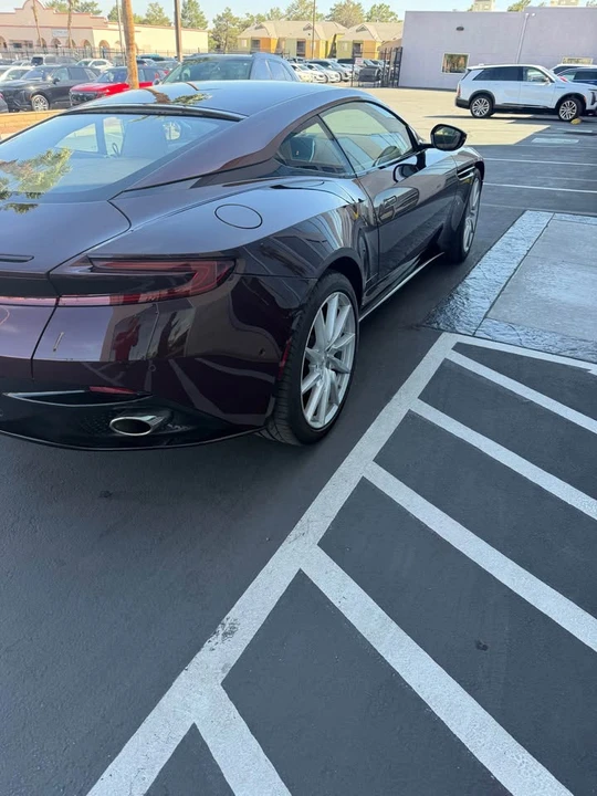 2017 Aston Martin DB11 - Image 8 of 14
