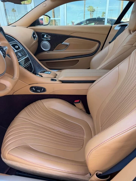 2017 Aston Martin DB11 - Image 6 of 10
