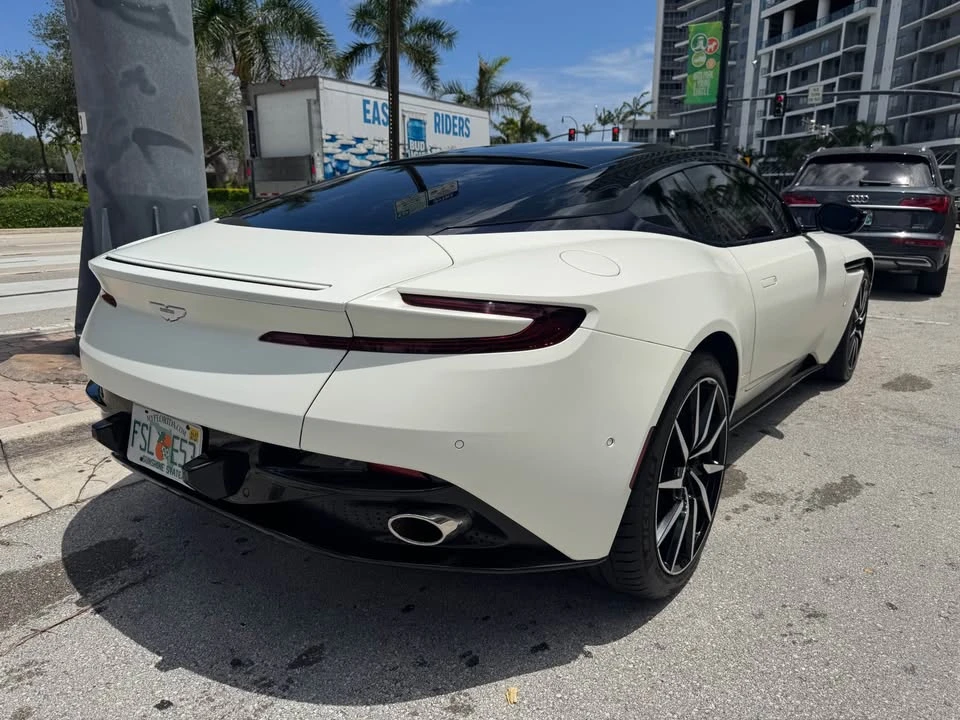 2017 Aston Martin DB11 - Image 3 of 19