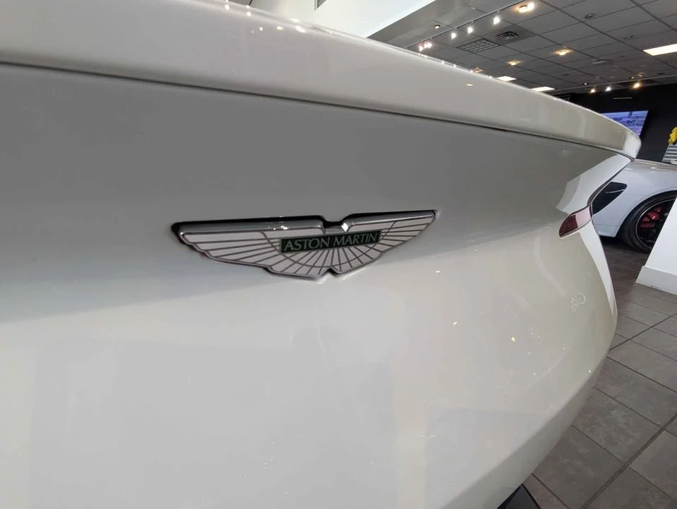 2017 Aston Martin DB11 V12 - Image 8 of 11