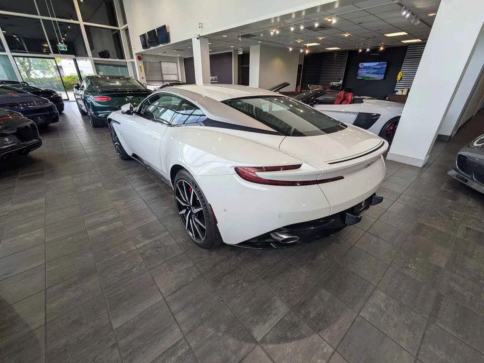 2017 Aston Martin DB11 V12 - Image 9 of 11