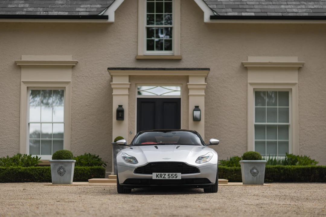 2017 Aston Martin DB11 V12 - Image 17 of 31