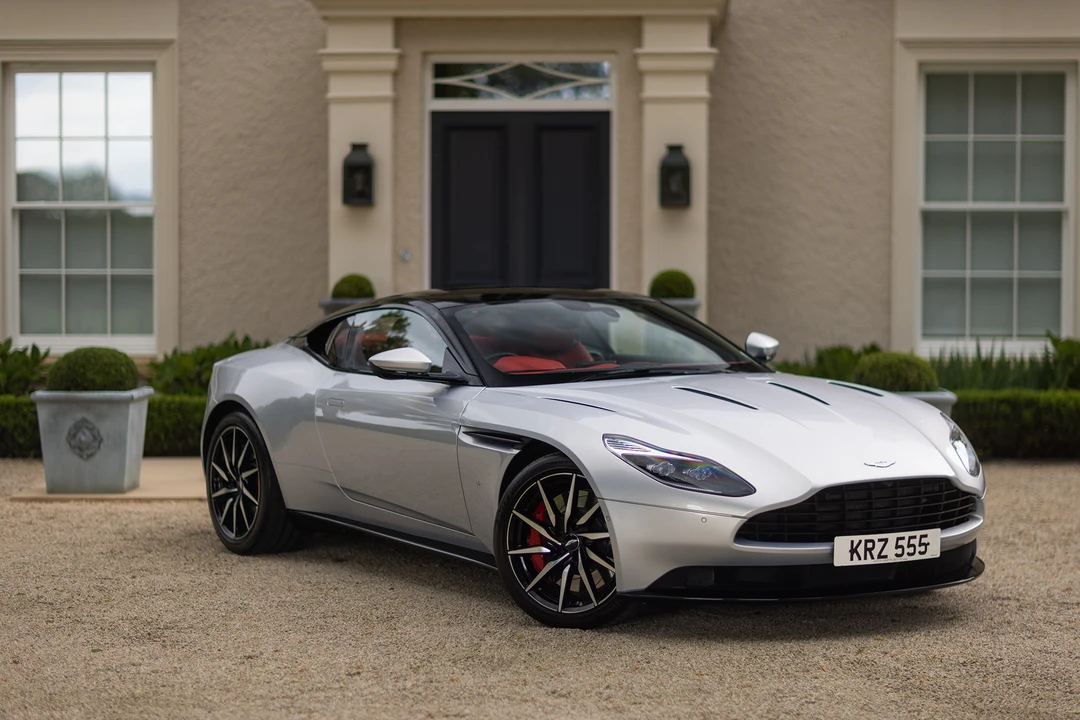 2017 Aston Martin DB11 V12 - Image 16 of 31