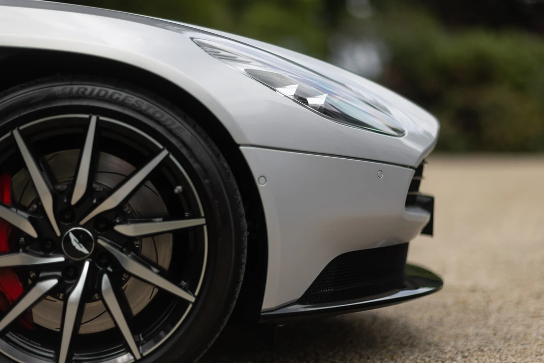 2017 Aston Martin DB11 V12 - Image 22 of 31