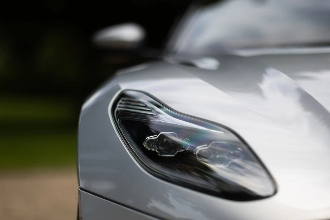 2017 Aston Martin DB11 V12 - Image 24 of 31