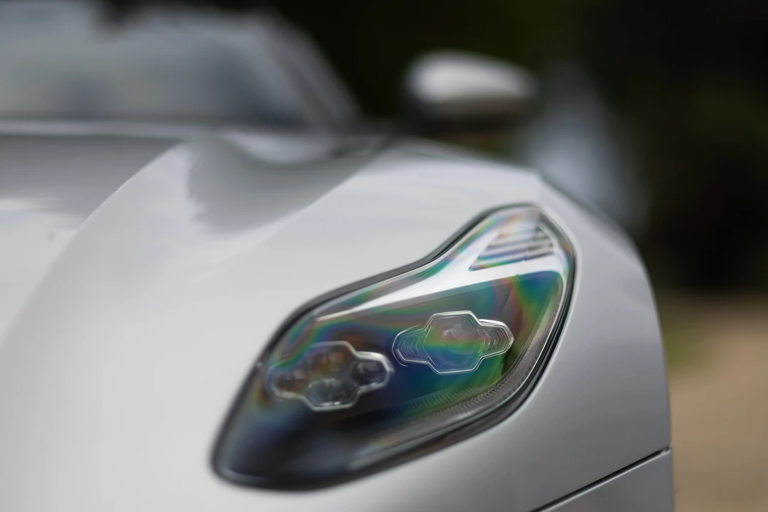 2017 Aston Martin DB11 V12 - Image 25 of 31