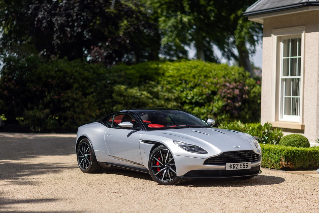 2017 Aston Martin DB11 V12 - Image 9 of 31