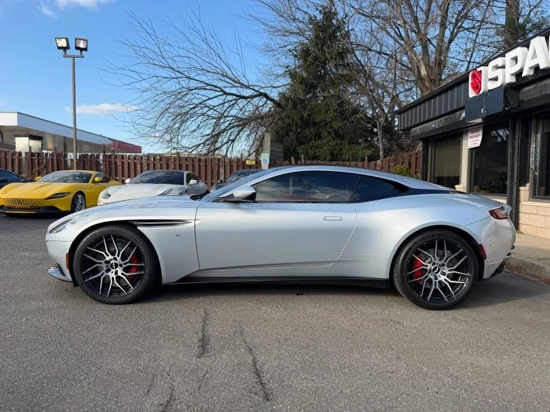 2017 Aston Martin DB11 - Image 9 of 12
