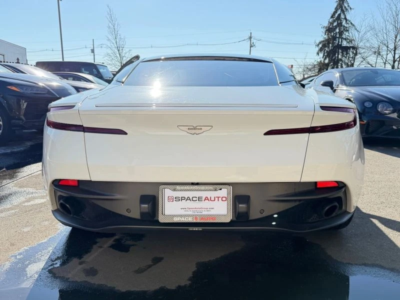2017 Aston Martin DB11 - Image 6 of 12