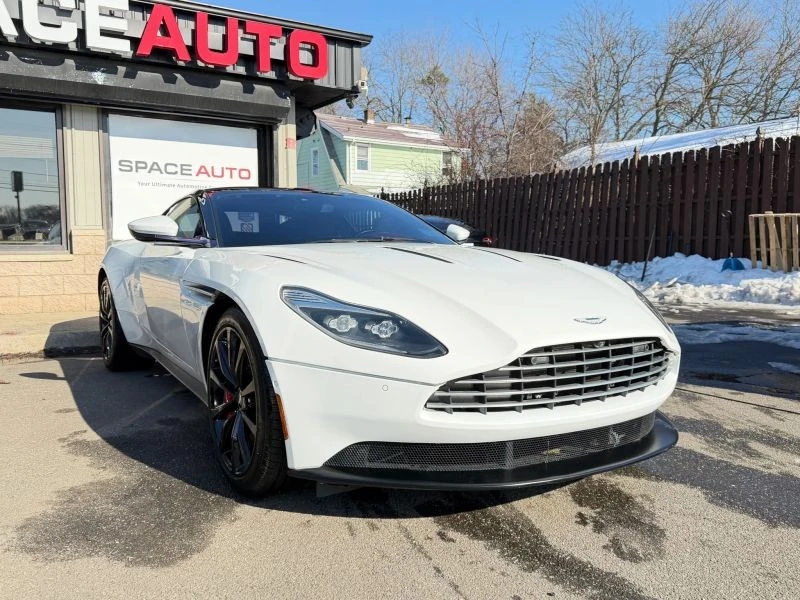 2017 Aston Martin DB11 - Image 3 of 12