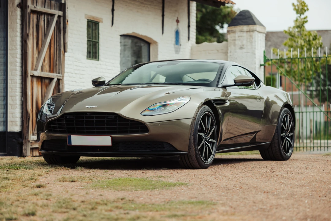 2017 Aston Martin DB11 V8 - Image 14 of 31