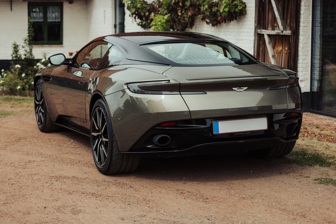 2017 Aston Martin DB11 V8 - Image 24 of 31