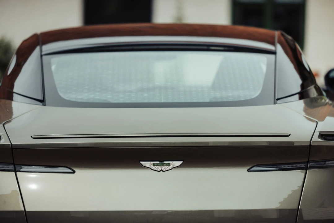 2017 Aston Martin DB11 V8 - Image 27 of 31