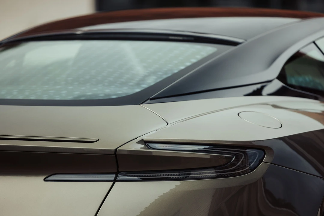 2017 Aston Martin DB11 V8 - Image 29 of 31