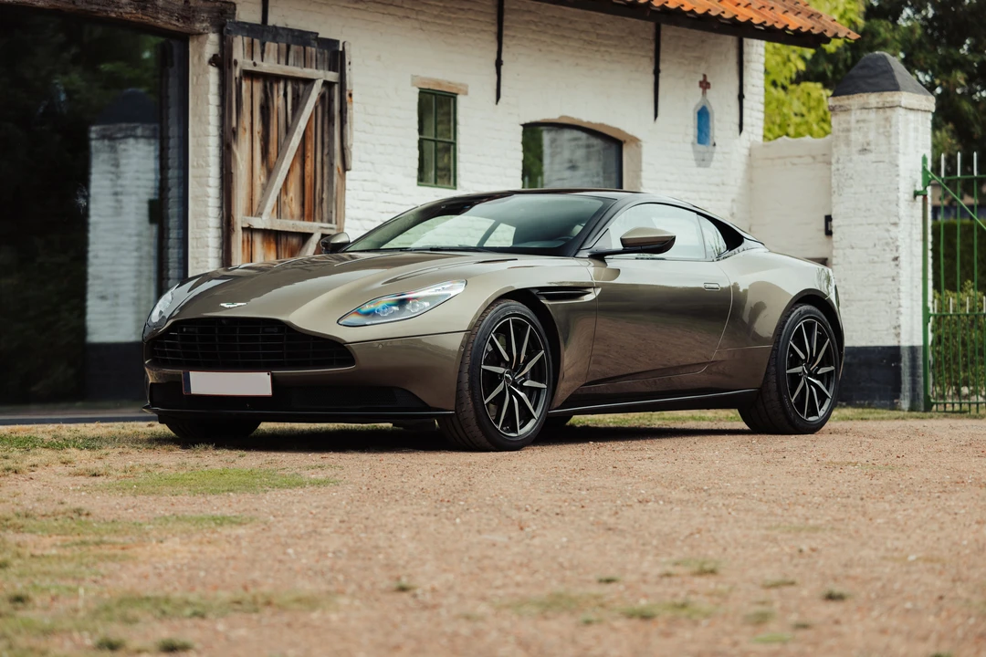 2017 Aston Martin DB11 V8 - Image 10 of 31