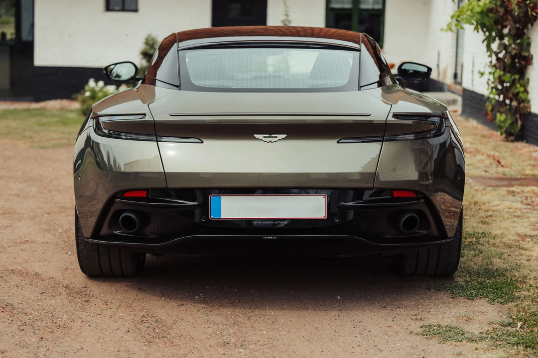 2017 Aston Martin DB11 V8 - Image 26 of 31