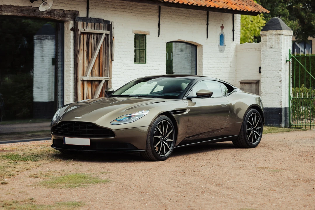 2017 Aston Martin DB11 V8 - Image 7 of 31