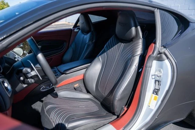 2017 Aston Martin - Image 3 of 14