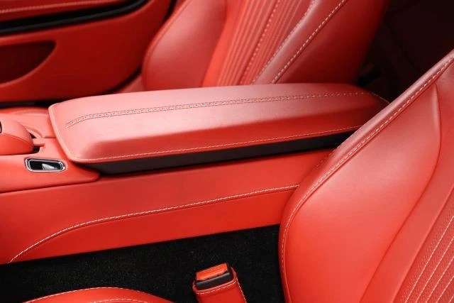 2017 Aston Martin DB11 V12 - Image 23 of 31