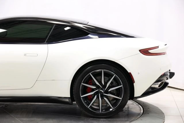 2017 Aston Martin DB11 V12 - Image 11 of 31