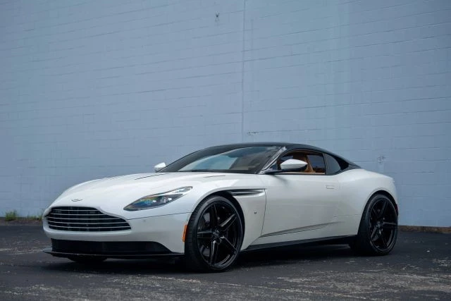 2017 Aston Martin DB11 - Image 5 of 16