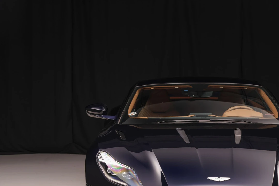 2017 Aston Martin DB11 V12 - Image 14 of 31