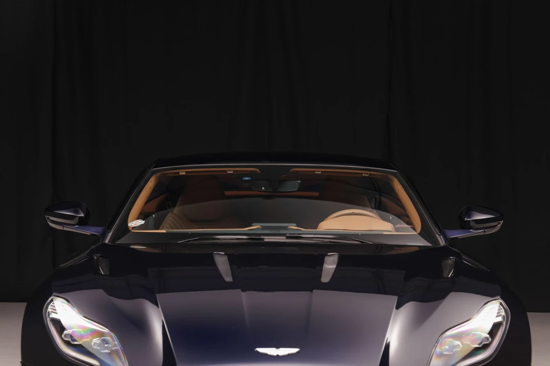 2017 Aston Martin DB11 V12 - Image 15 of 31