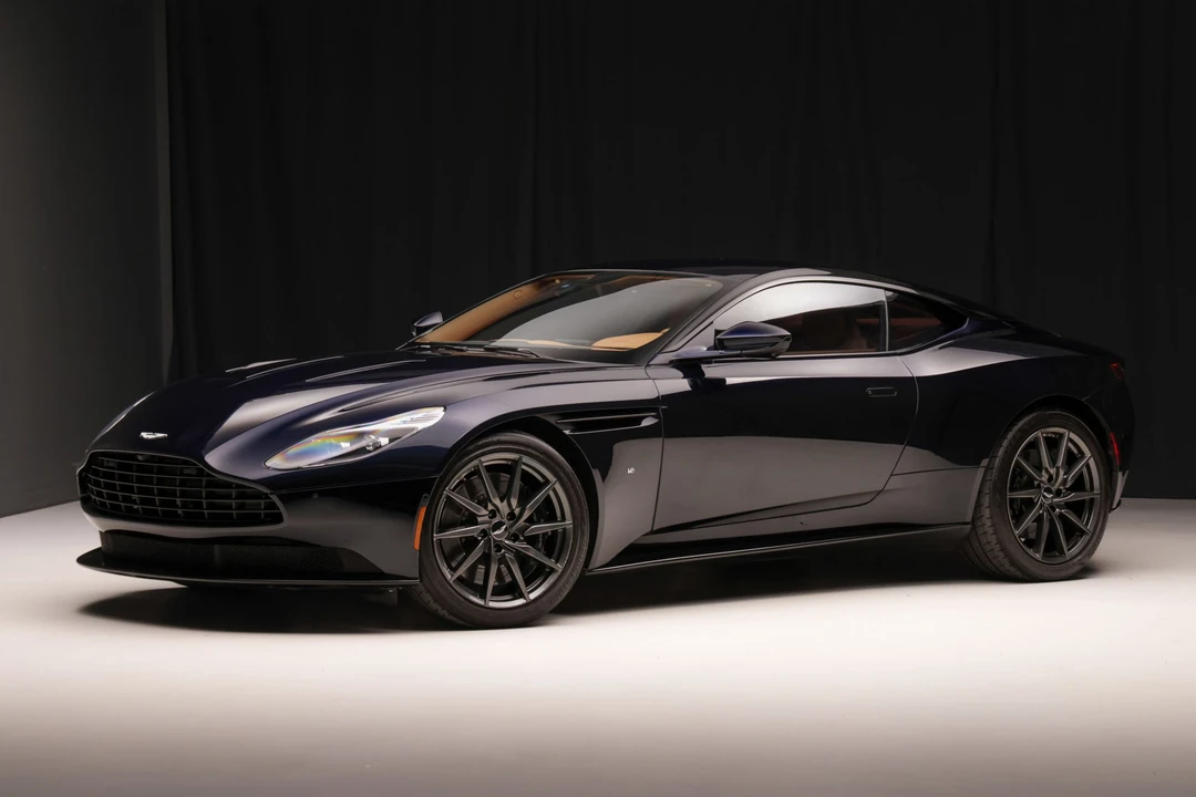 2017 Aston Martin DB11 V12 - Image 3 of 31
