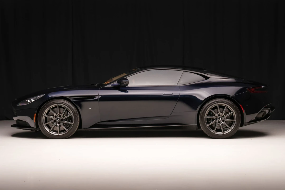 2017 Aston Martin DB11 V12 - Image 4 of 31