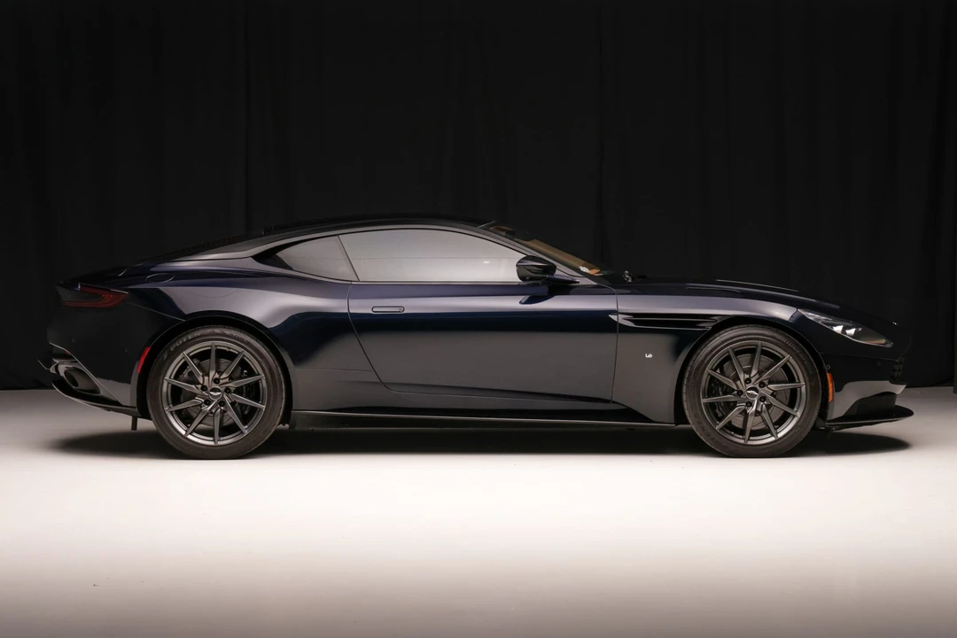 2017 Aston Martin DB11 V12 - Image 10 of 31