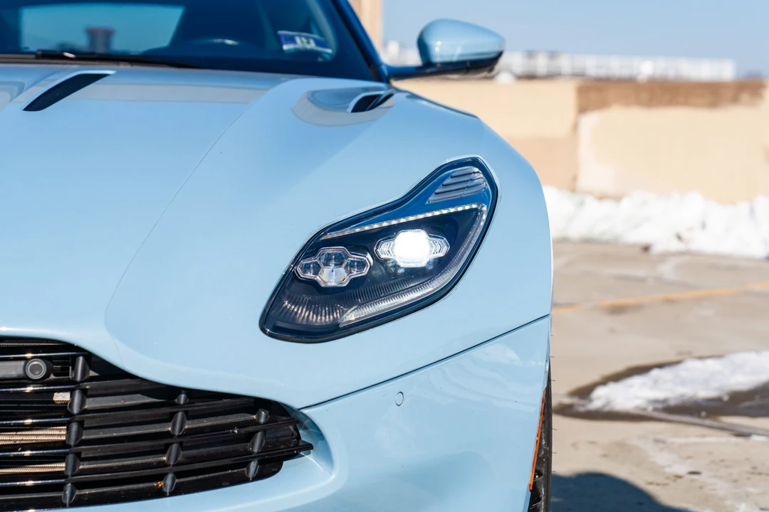 2017 Aston Martin DB11 V12 - Image 13 of 31