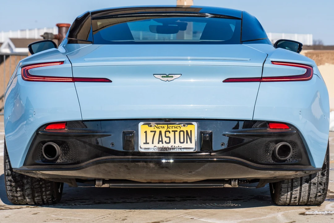 2017 Aston Martin DB11 V12 - Image 9 of 31