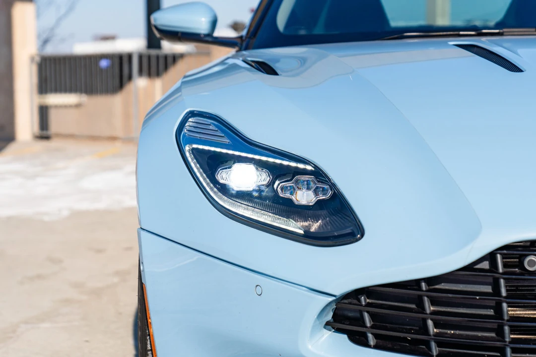 2017 Aston Martin DB11 V12 - Image 12 of 31