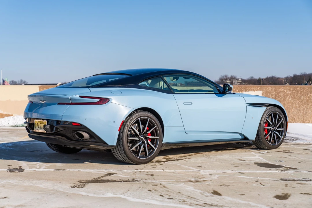 2017 Aston Martin DB11 V12 - Image 7 of 31